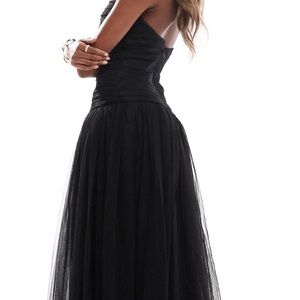 Black tulle midi brand new